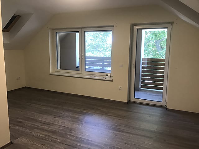 Törökbálinton kiadó egy 124 m2-es ikerház 87 m2 saját kerttel. #12