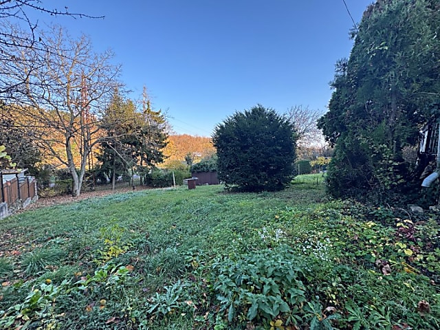 Eladó telek Törökbálinton