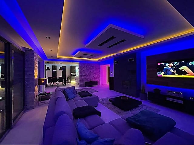 Törökbálint-Tükörhegyi intelligens luxusvilla eladó