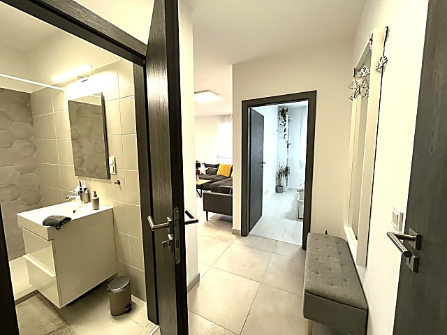 Érd Parkvárosban tetszetős, modern lakás eladó #3