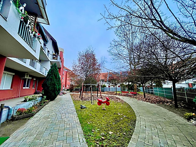 Budapest XX. kerületben nagyon jó állapotú, panorámás téglalakás eladó #8