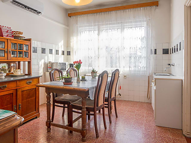 Jó adottságú családi ház eladó Törökbálinton #12