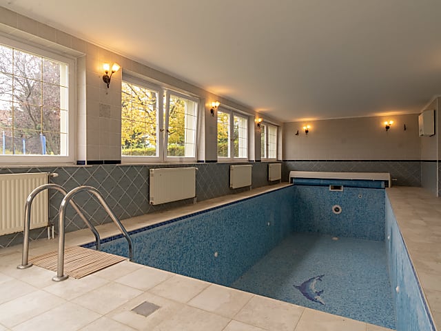 Exkluzív háromszintes villa Szentendre Pismány-hegyén #25