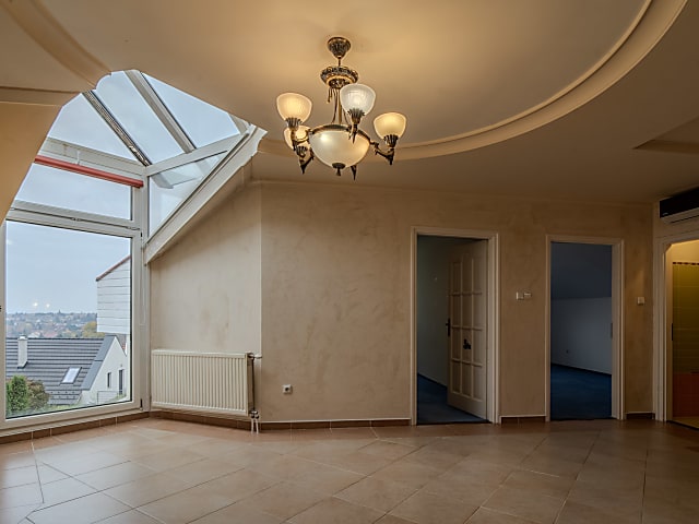 Exkluzív háromszintes villa Szentendre Pismány-hegyén #11