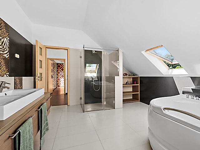 Törökbálint-Tükörhegyen szépen felújított, medencés családi ház eladó #14