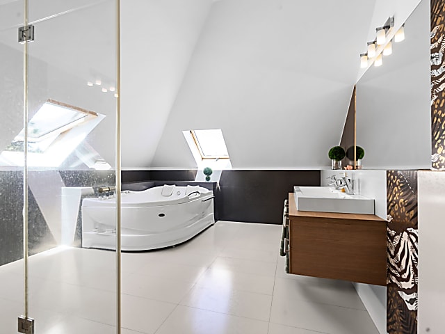 Törökbálint-Tükörhegyen szépen felújított, medencés családi ház eladó #13