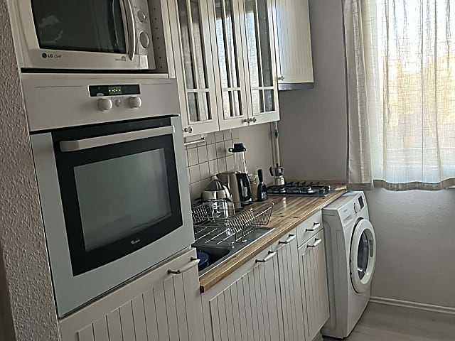 Fiatalos, teraszos lakás eladó a II. kerület kedvelt részén, a Búzavirág utcában #10