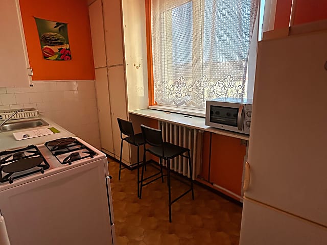 Budaörsön, a Lévai utcában – világos, panelprogramos lakás eladó! #2