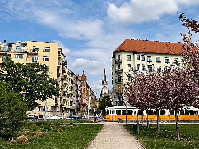 Budapest IX. kerületben, a Bakáts utcában tágas nagypolgári lakás eladó #1