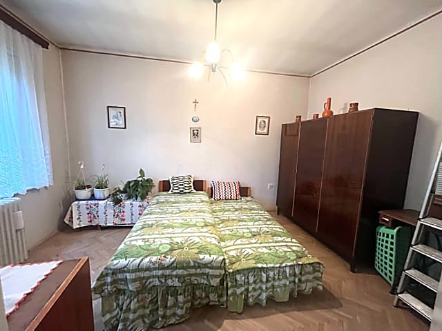 Törökbálint hangulatos részén önálló családi ház eladó #4