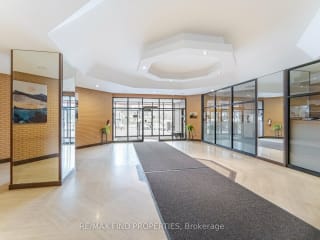 #308 - 10 Gateway Blvd, Toronto, ON M3C3A1 | 2 Bedroom 2 Bathroom Condo Apt | Image 4