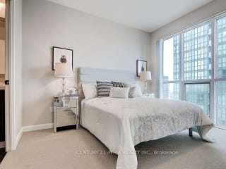 #1701 - 11 Bogert Ave, Toronto, ON M2N0H4 | 1 Bedroom 2 Bathroom Condo Apt | Image 11