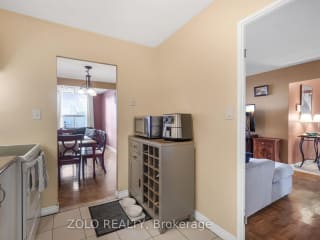 #618 - 10 Edgecliff Gfwy, Toronto, ON M3C3A3 | 2 Bedroom 1 Bathroom Condo Apt | Image 13