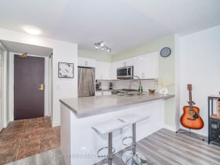 #1912 - 30 Grand Trunk Cres, Toronto, ON M5J3A4 | 1 Bedroom 1 Bathroom Condo Apt | Image 2