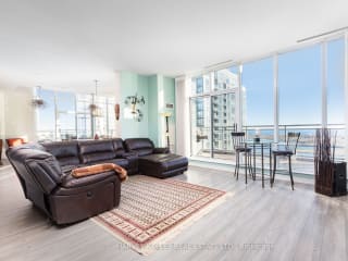 #Ph05 - 15 Fort York Blvd, Toronto, ON M5V3Y4 | 3 Bedroom 3 Bathroom Condo Apt | Image 13