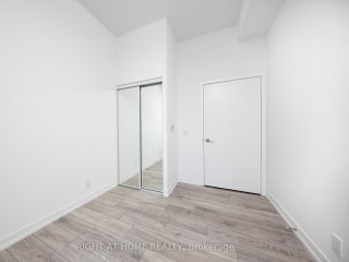 #605 - 55 Mercer St, Toronto, ON M5V0W4 | 3 Bedroom 2 Bathroom Condo Apt | Image 11