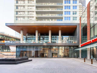 #3516A - 17 Bathurst St, Toronto, ON M5V0N1 | 3 Bedroom 2 Bathroom Condo Apt