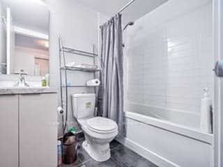 #2801 - 14 York St, Toronto, ON M5J0B1 | 3 Bedroom 2 Bathroom Condo Apt | Image 21