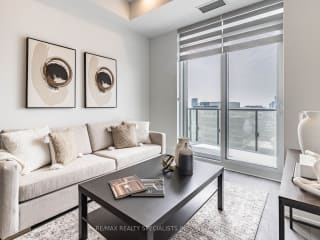 #1903 - 480 Front St W, Toronto, ON M5V0V5 | 3 Bedroom 2 Bathroom Condo Apt | Image 10