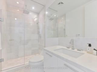 #Lph4901 - 42 Charles St E, Toronto, ON M4Y1N3 | 2 Bedroom 2 Bathroom Condo Apt | Image 22