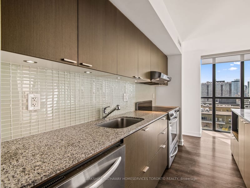 #1503 - 110 Charles St E, Toronto, ON M4Y1T5 | 2 Bedroom 2 Bathroom Condo Apt | Image 8