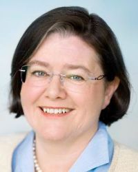 Anette M. Solli
