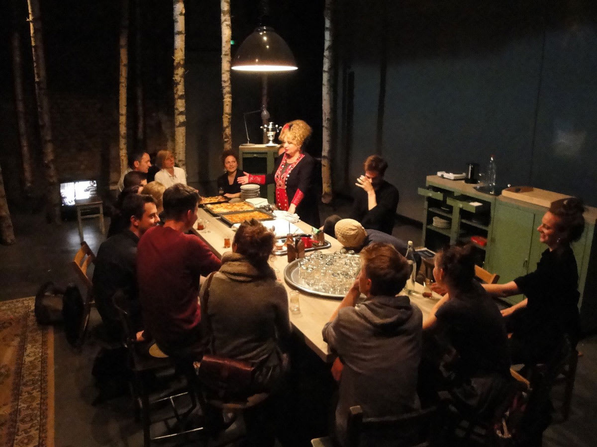 Seven rooms of incomprehension