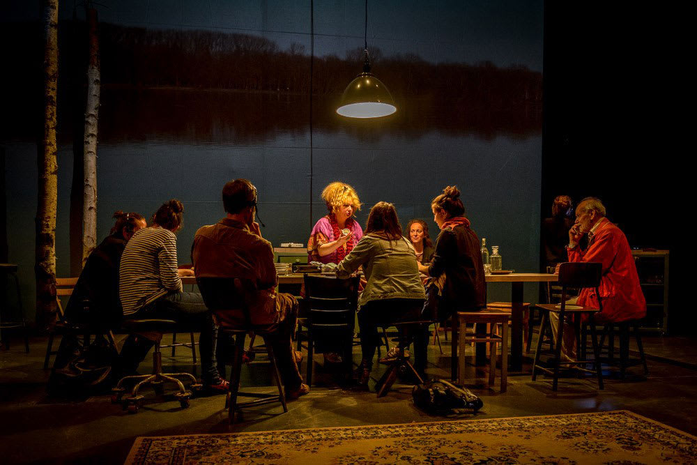 Seven rooms of incomprehension