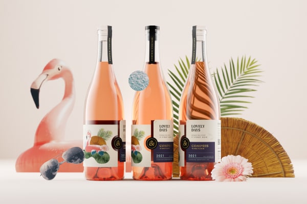 never-better-compris-vineyards-lovely-days-bottle-mockup