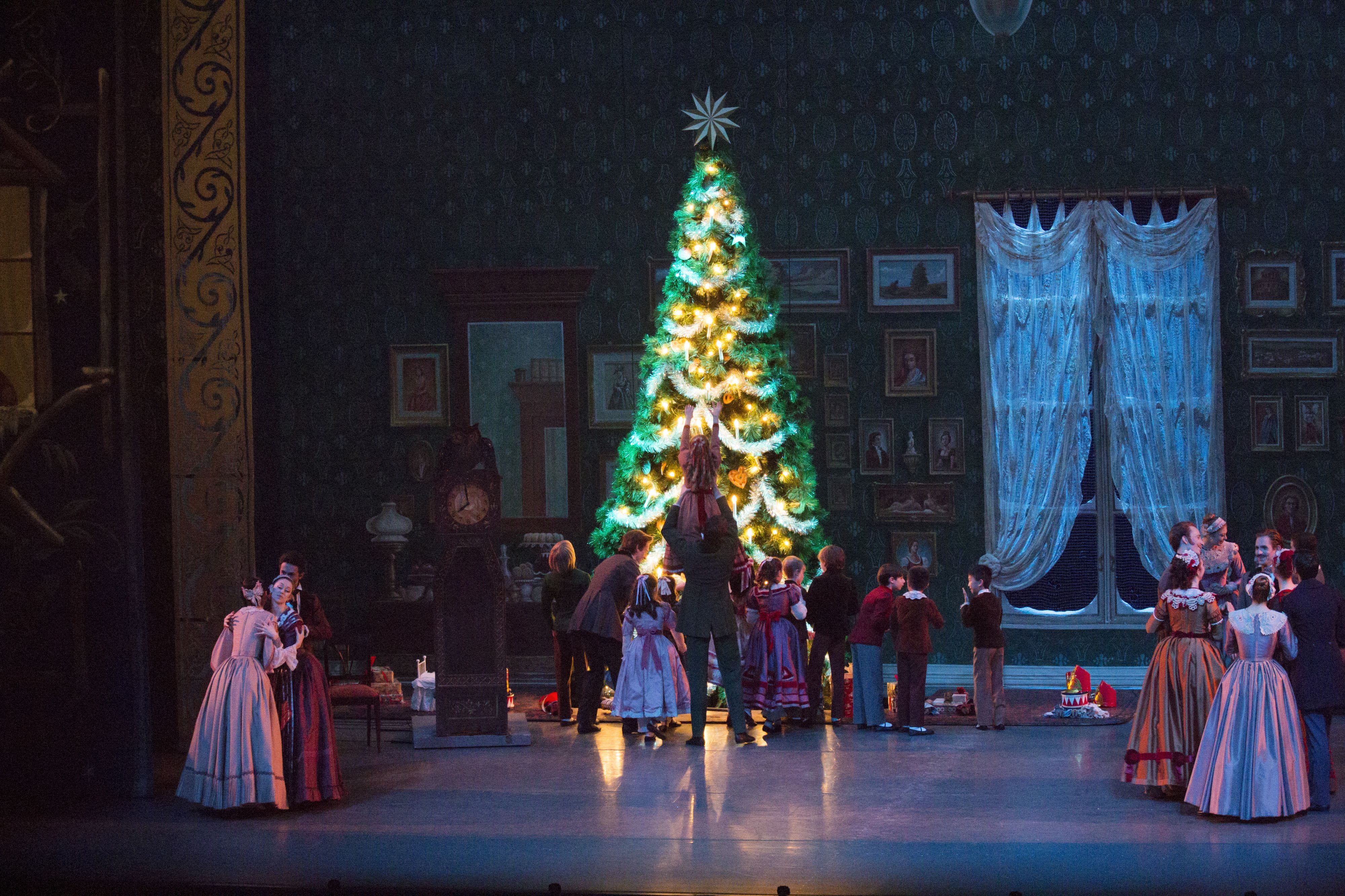 Holiday Tree, Train and Nutcracker Bundt Cake Snow Scene