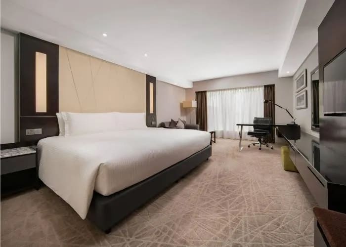 Intercontinental (1)