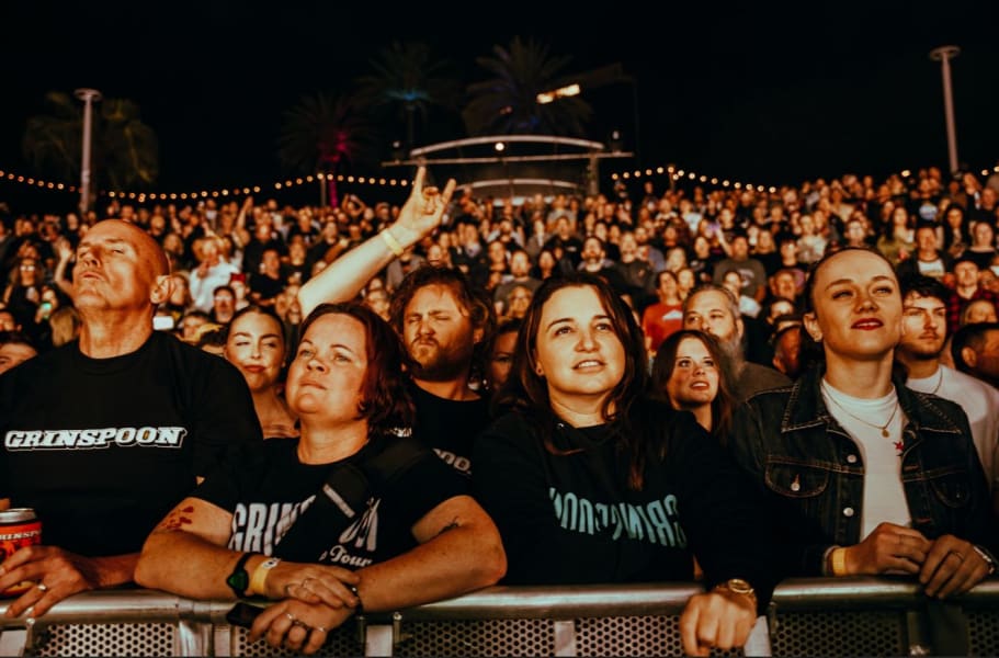 GRINSPOON BRISVEGAS BONANZA -HEAVY MAG REVIEW