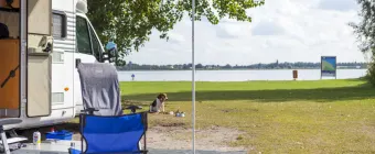 Ferienpark Zuiderzee - Camping-Stellplatz - Komfortplatz Beach - 4