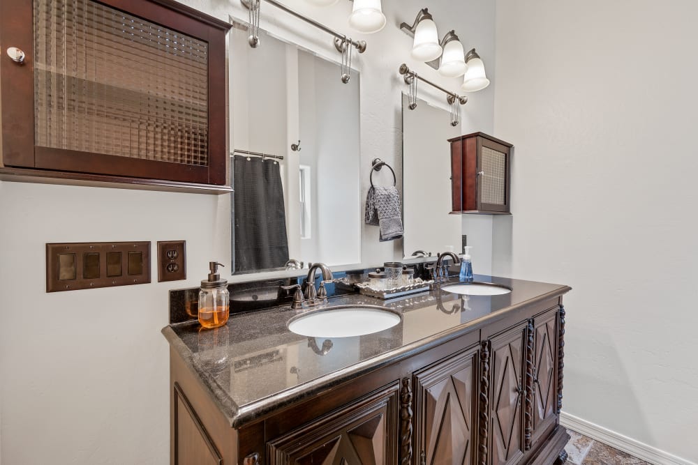 Large Master Suite Bathroom with gorgeous rustic dual sinks.

Lots of storage, and equipped with hair dryer.

Also stocked with plenty of Organic, animal cruelty free shampoo, conditioner, and body wash.