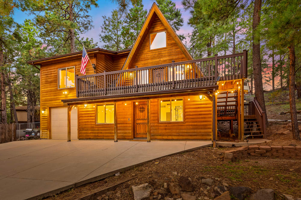 Spacious, cozy Flagstaff rustic A-frame cabin nestled in the beautiful Pinion Pines of Kachina Village.