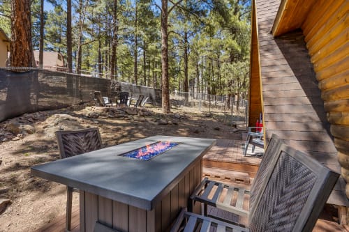 Table top fire- great for serving up that yummy BBQ, or just relaxing under the pines or Flagstaff's stunning evening stars!
