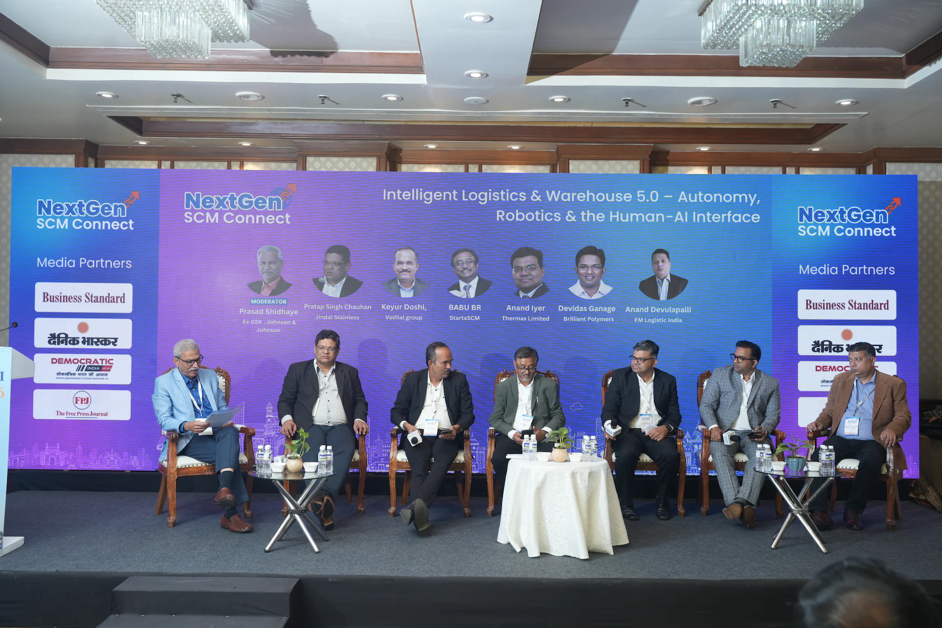 Discussion on robotics and automation in warehousing