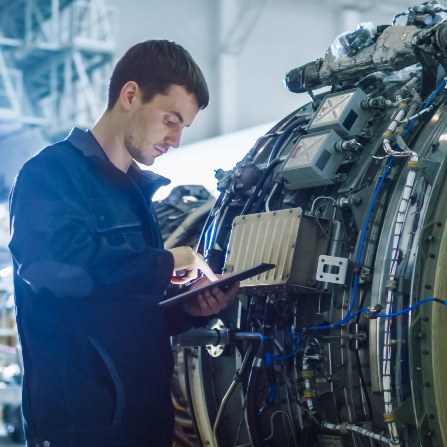 Mechaniker am Flugzeug