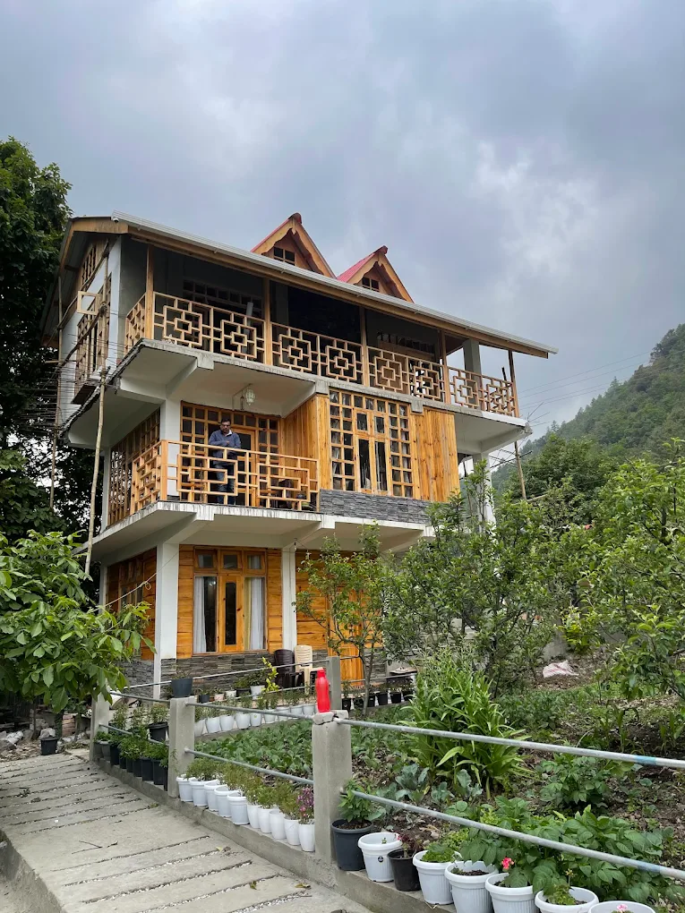 Red Berry Riverview Heritage Homestay along the Chuskar River and apple orchards in Shergaon.