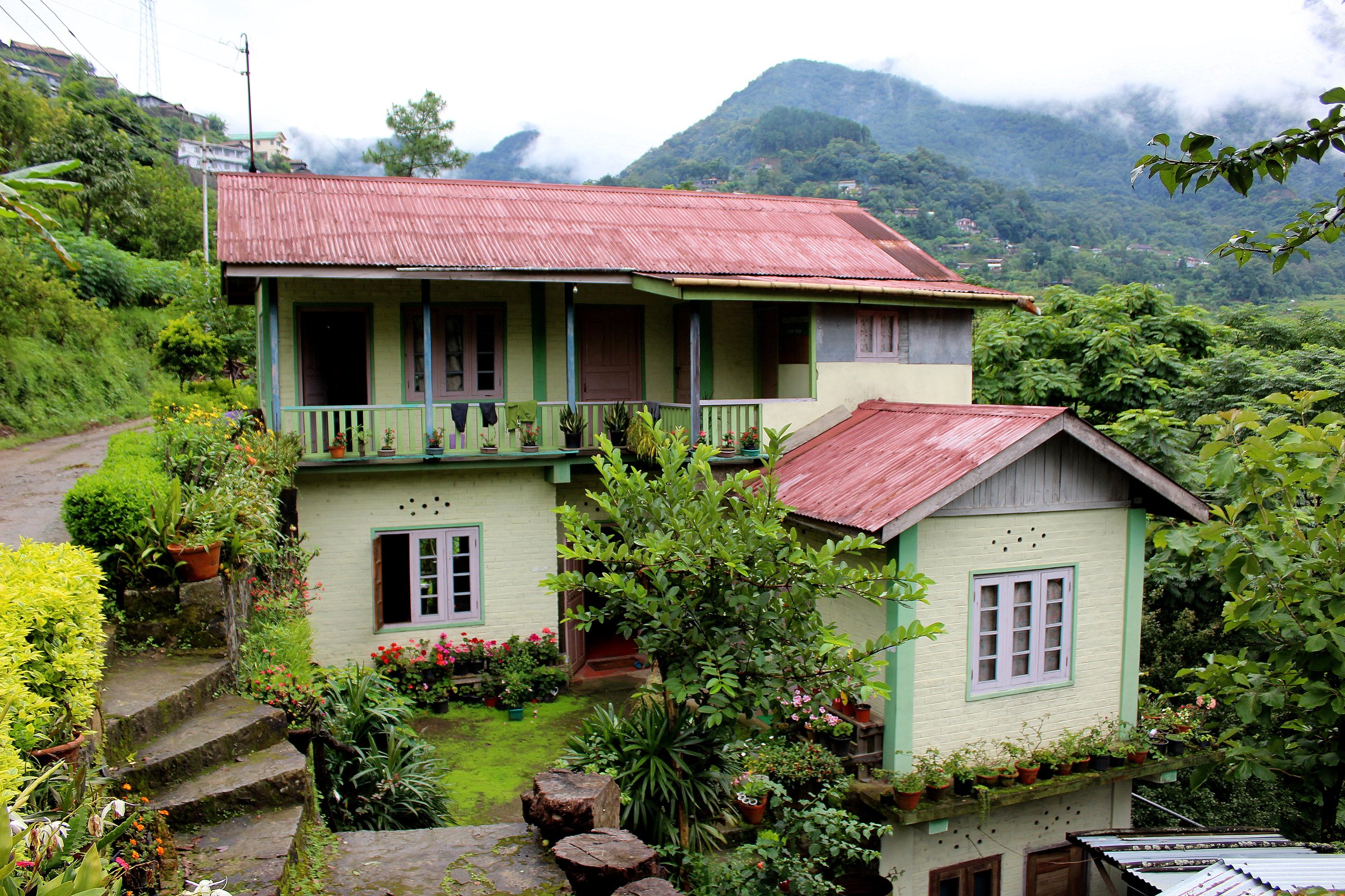 Quick Escape to Dzuleke