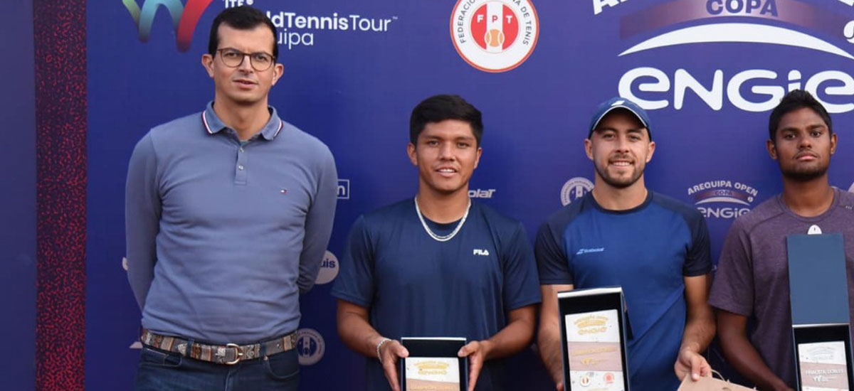 Oreja y rabo para Soto en Perú: campeón singles y dobles en Arequipa
