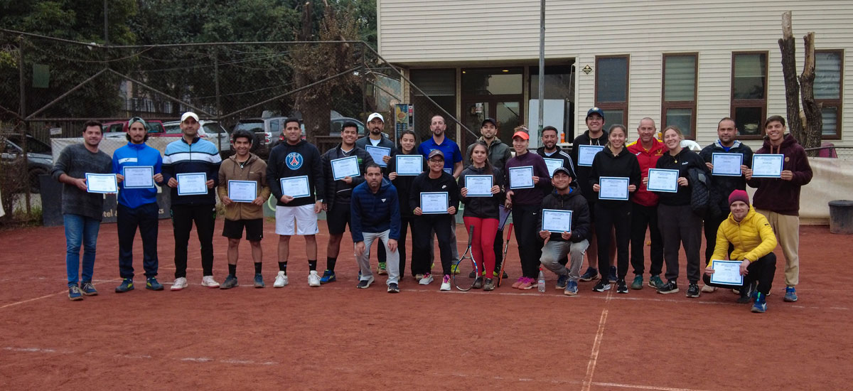 Play Tennis cierra con éxito su segundo curso del año