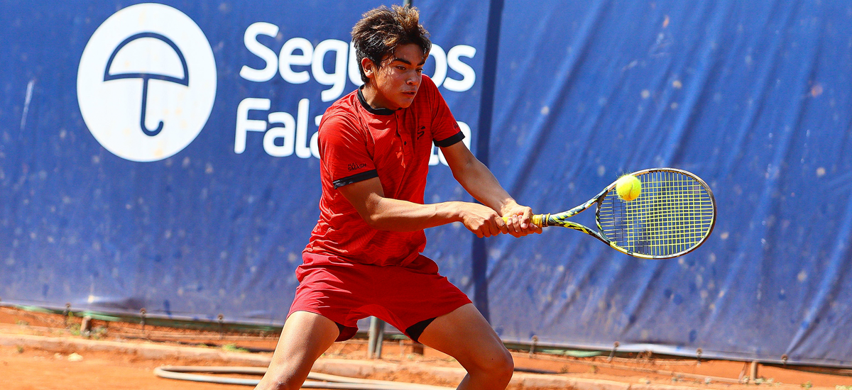 Max Becerra jugará su primera final G1 en el Open Mitta Stade Francais
