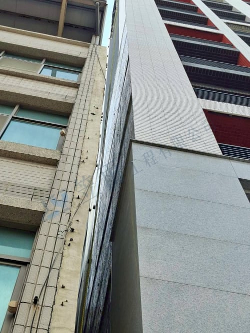 高雄市新興區八德二路外牆聚脲防水 002