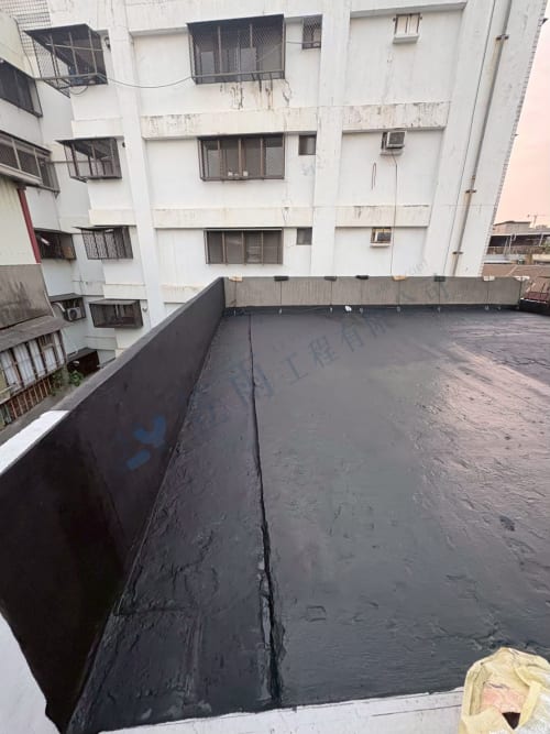 楠梓區益群路屋頂防水 005