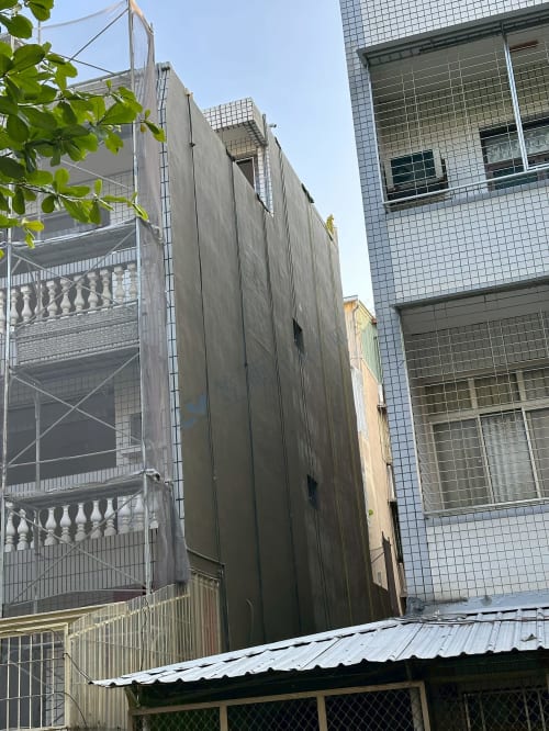 小港區飛機路外牆石頭漆防水 007