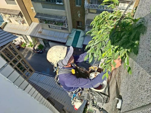 楠梓區益群路外牆防水 014
