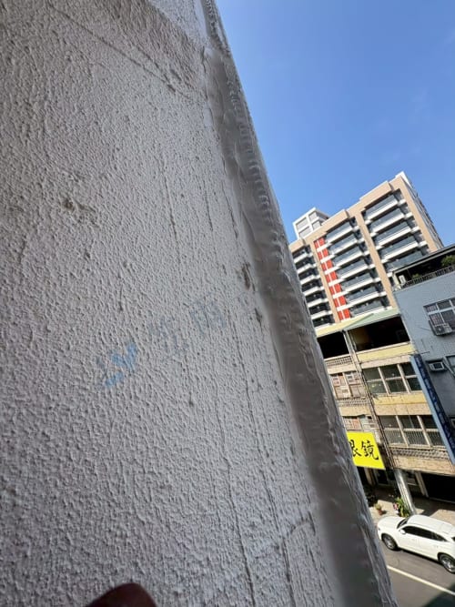 高雄市新興區八德二路外牆聚脲防水 019