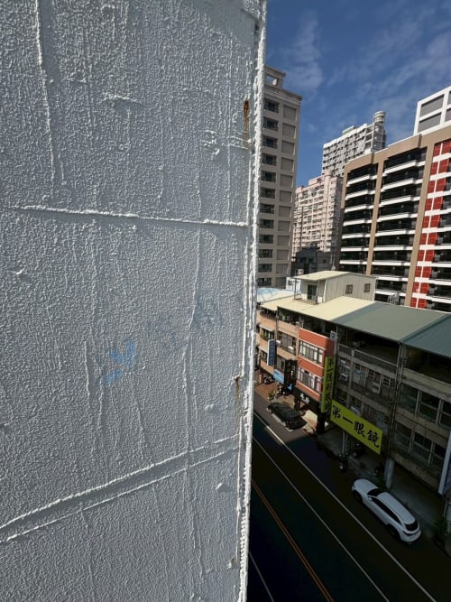 高雄市新興區八德二路外牆聚脲防水 031