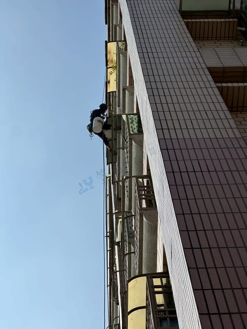 天興街雨遮更換工程 038
